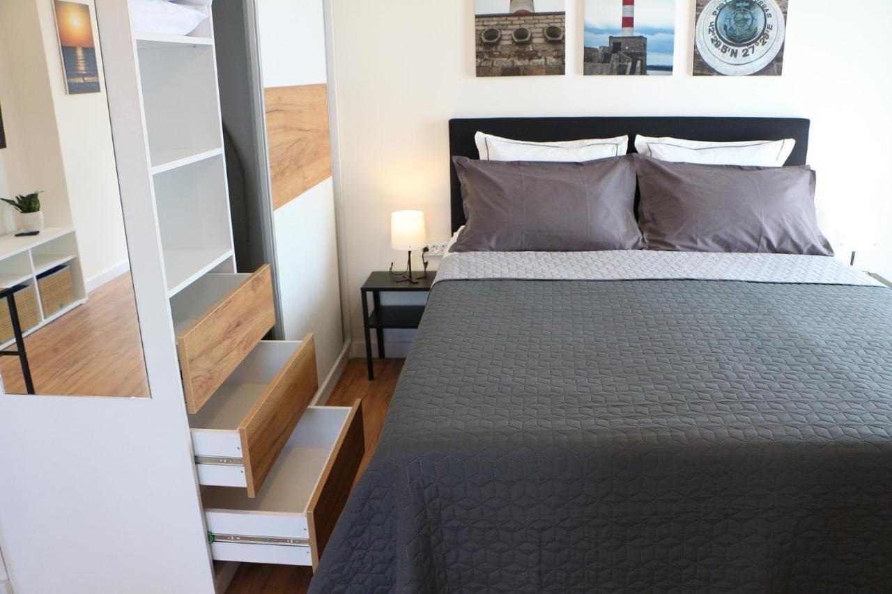 Shik & Chic In The Heart Of Burgas # 5Min From Beach # New Esterno foto