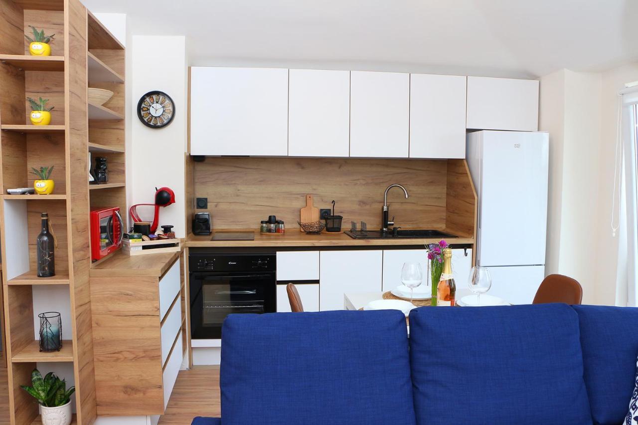 Shik & Chic In The Heart Of Burgas # 5Min From Beach # New Esterno foto